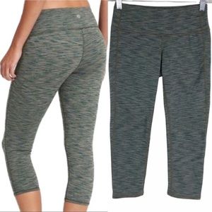 Athleta Capri leggings